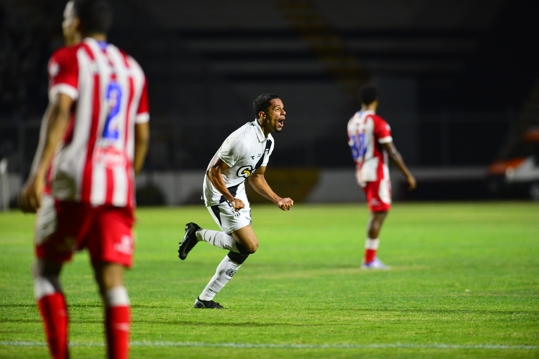 Autor do “gol do acesso” da Ponte Preta, Miguel comemora bom momento: “Não caiu a ficha”
