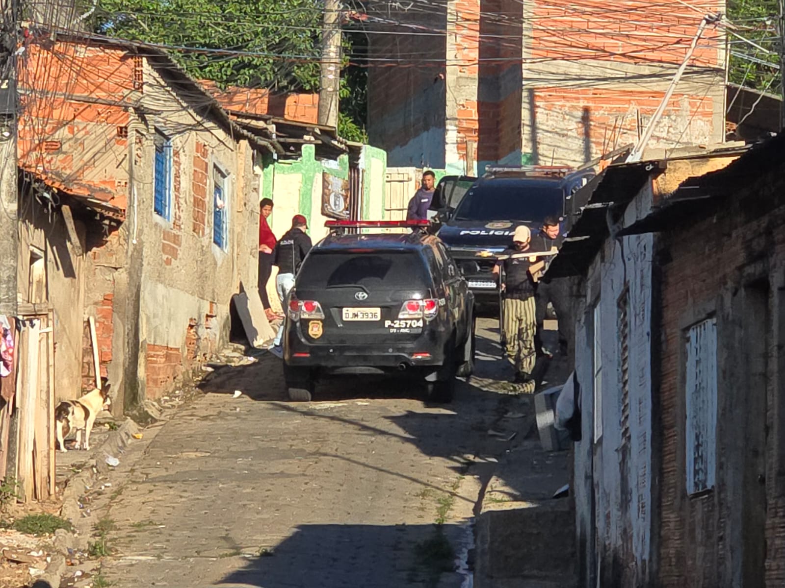 Polícia prende 19 pessoas por tráfico de drogas em Monte Mor