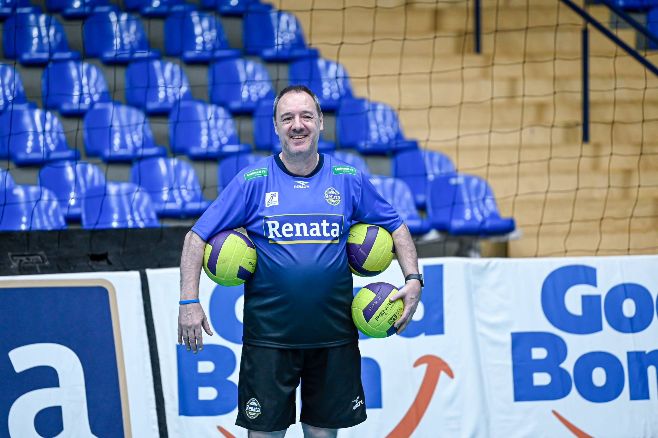 BOMBA! Técnico do Vôlei Renata Assumirá a Seleção Argentina: Detalhes da Mudança!
