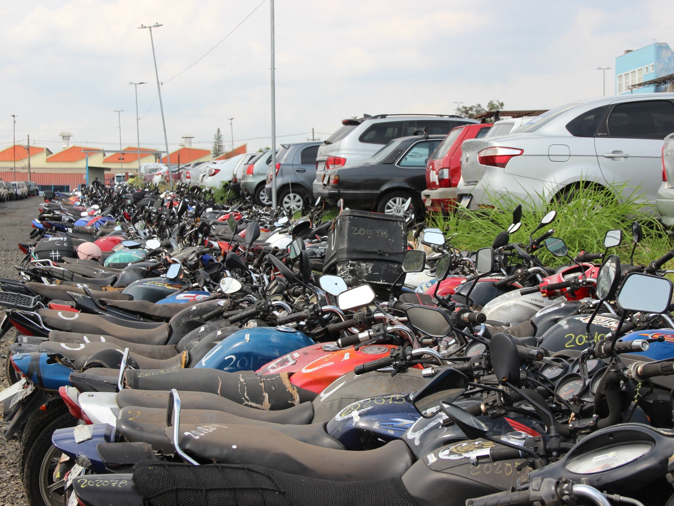 Entenda quando o benefício de isenção das tarifas do pátio é concedido pela Emdec