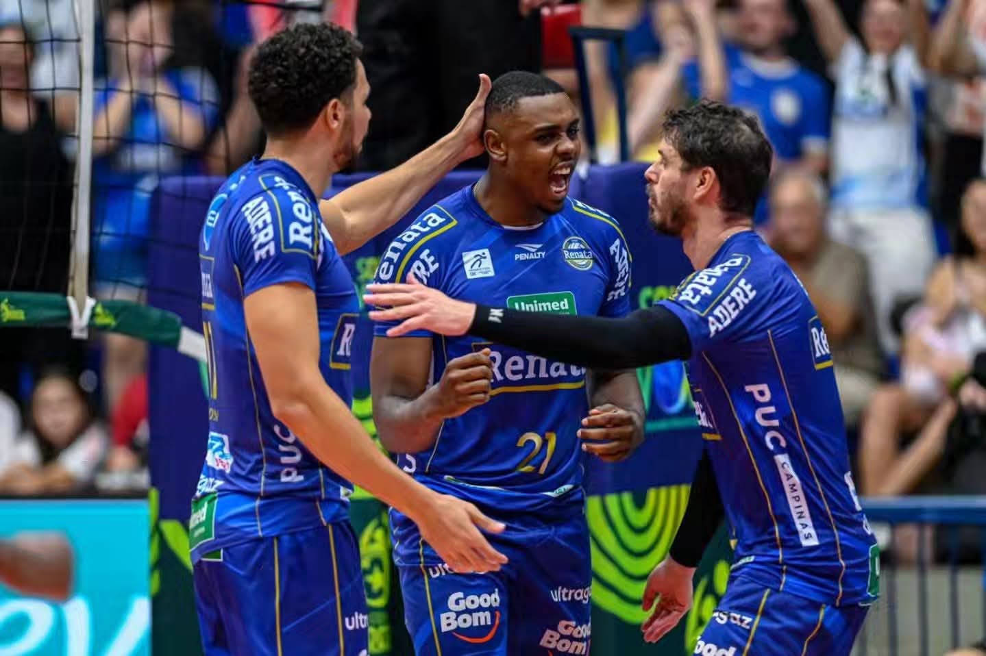 Vôlei Renata vence o Sesi-Bauru e vai às semifinais da Copa Brasil