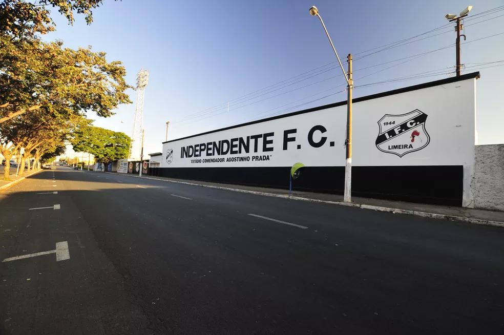 Decisão judicial interdita alojamentos de base do Independente Futebol Clube