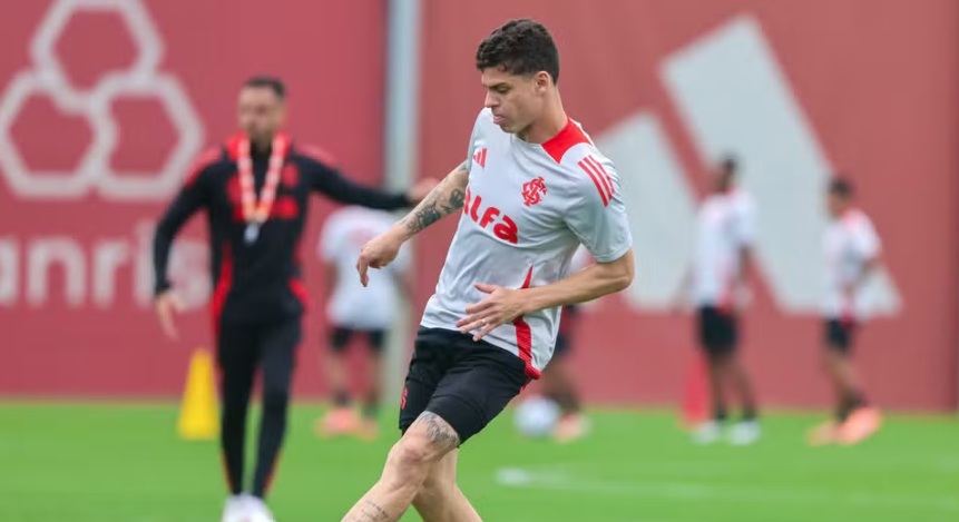 Guarani tenta contratar volante Ronaldo, mas jogador decide ficar no Internacional