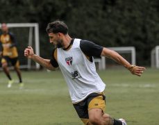 São Paulo busca reação na temporada contra o atual campeão Flamengo