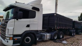 Polícia encontra desmanche e apreende 37 kg de cocaína