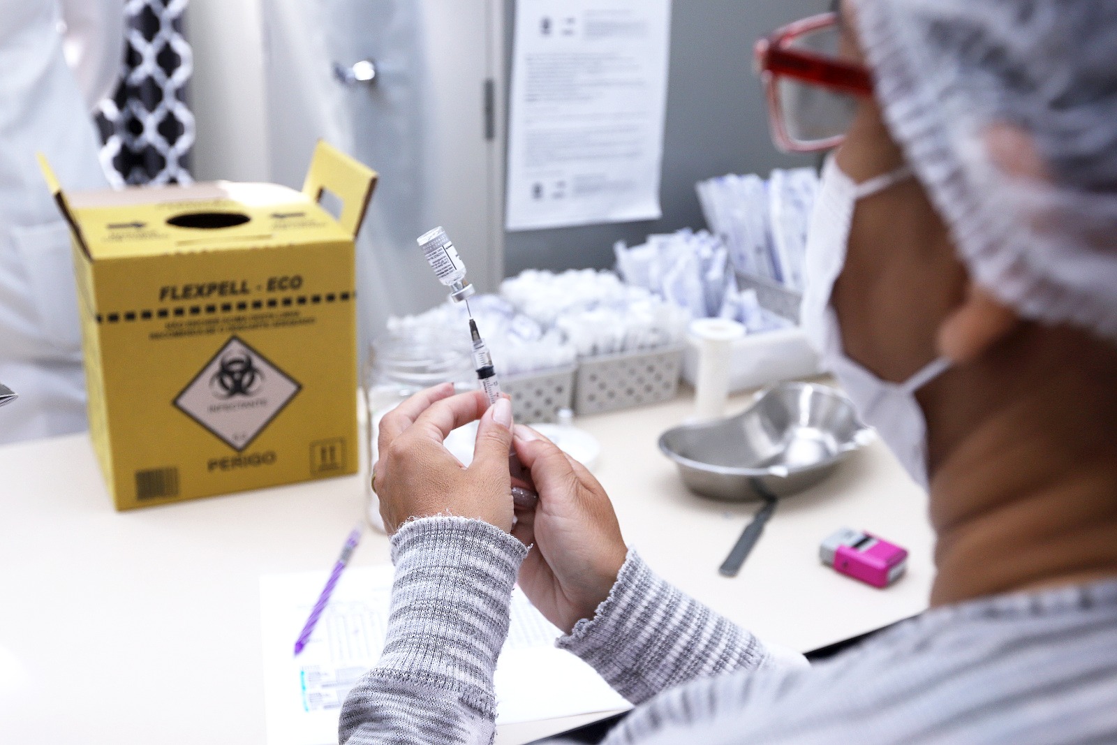 Campinas tem falta de vacina contra a covid-19 para adultos 